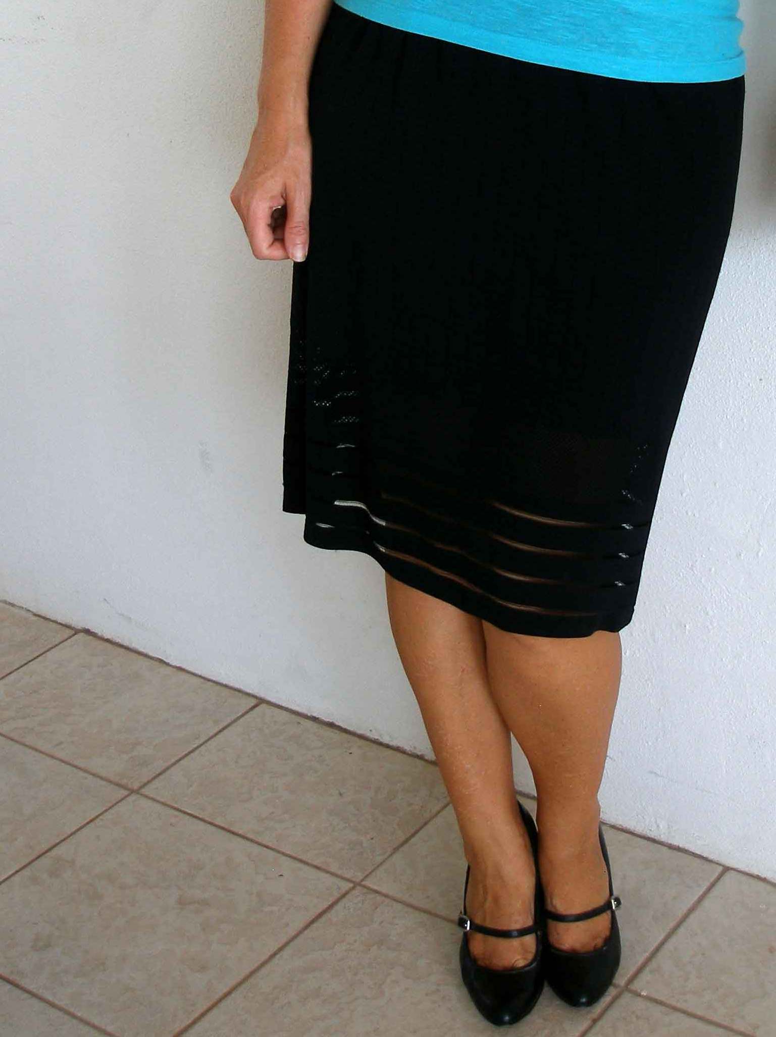 Very tight hobble skirt. | Hobble skirt, Leather dresses, Long leather skirt