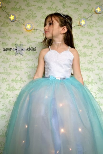Make this incredible light up dress for your little princess. At So Sew Easy.