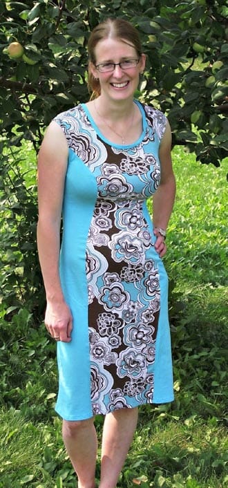 Check out all these different versions of the Color Block Dress from So Sew Easy.  